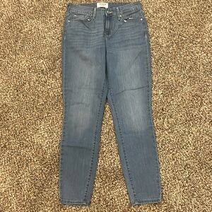 Denizen Levis women’s mid rise skinny jeans